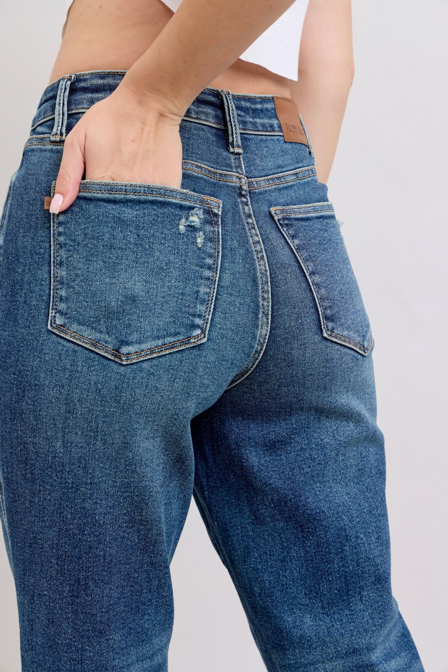 Judy Blue High Waisted Non-Destroy Straight